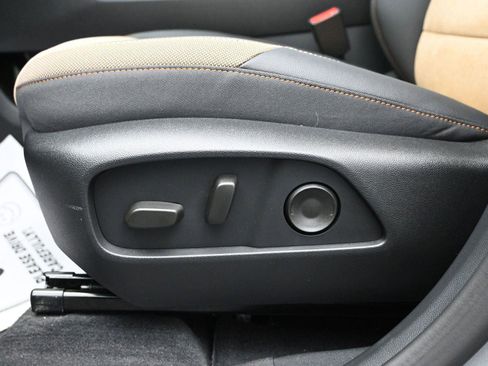 New 2026 Chevrolet Equinox ACTIV w/ Convenience Package III image 23