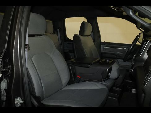 Used 2022 RAM 1500 Big Horn AWD/4WD image 29