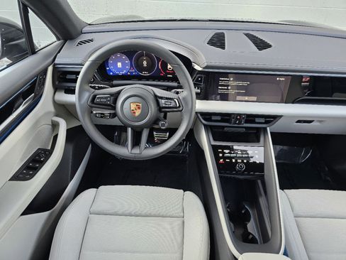 New 2025 Porsche Macan 4S Electric image 31