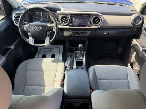 Used 2022 Toyota Tacoma SR5 RWD image 29