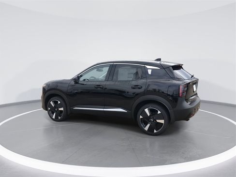 New 2025 Nissan Kicks SR image 6