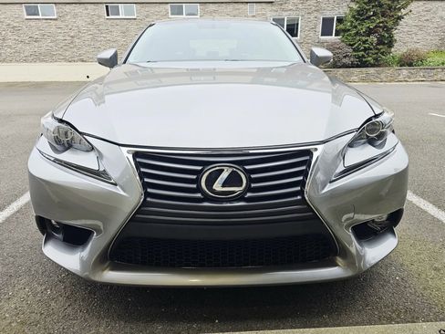 Used 2015 Lexus IS 250 AWD w/ Navigation System Package image 4