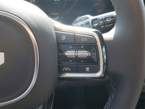 New 2026 Kia Carnival SX image 33