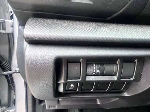 Used 2019 Subaru Impreza 2.0i w/ Eyesight image 19