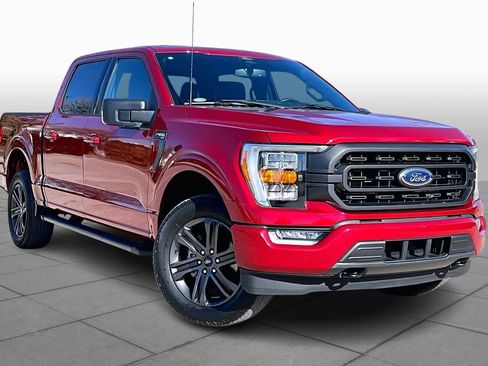 Certified 2022 Ford F150 XLT w/ Equipment Group 302A High image 3