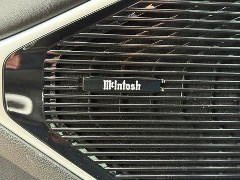 Used 2022 Jeep Wagoneer Series III w/ Premium Group I image 24