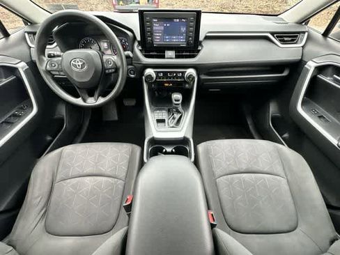 Used 2020 Toyota RAV4 XLE w/ Convenience Package image 20