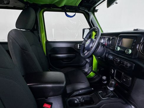 Used 2019 Jeep Wrangler Unlimited Sport AWD/4WD image 28
