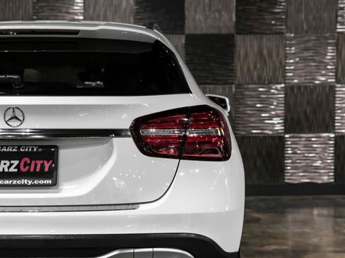 Used 2019 Mercedes-Benz GLA 250 image 45