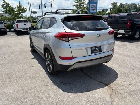 Used 2016 Hyundai Tucson Limited w/ Option Group 03 FWD image 5