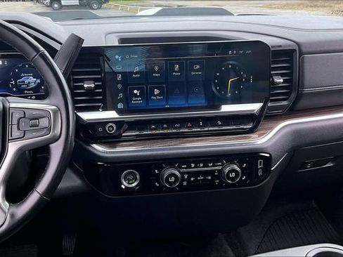 Used 2023 Chevrolet Silverado 1500 LT Trail Boss AWD/4WD image 10