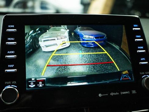 Used 2022 Toyota Avalon XSE w/ Carpet Mat Package (TMS) image 22