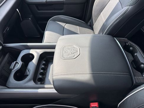 New 2026 RAM 2500 Laramie AWD/4WD image 49