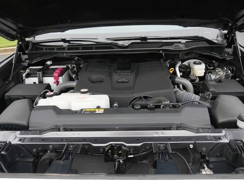 Used 2024 Toyota Tundra Limited w/ Power Package RWD image 13