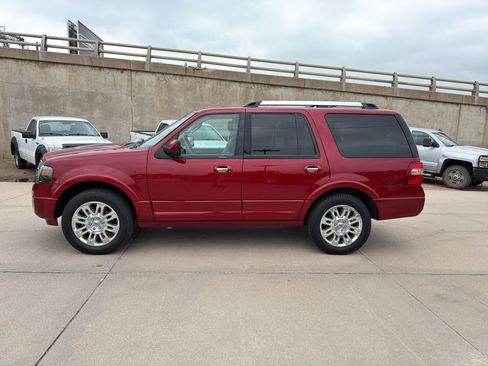 Used 2014 Ford Expedition Limited w/ Equipment Group 301A AWD/4WD image 8