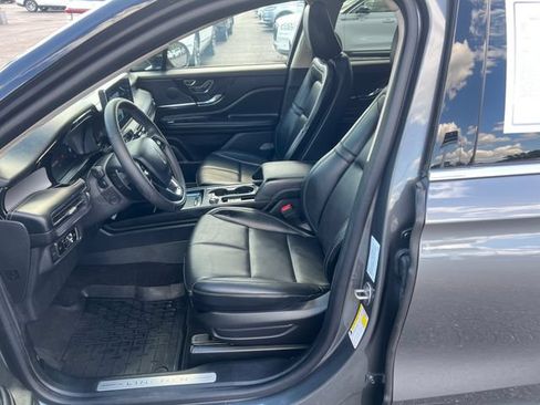 Certified 2023 Lincoln Corsair AWD w/ Equipment Group 101A image 11