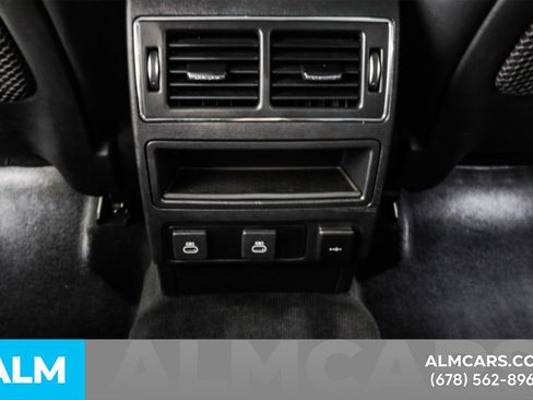 Used 2025 Jaguar F-PACE R-Dynamic S image 62