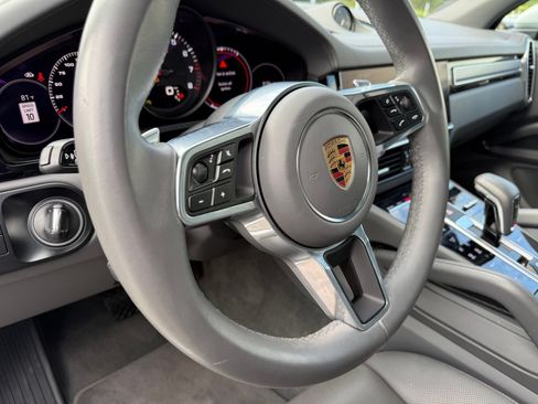 Used 2023 Porsche Cayenne Platinum Edition AWD/4WD image 15