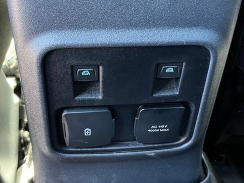 Used 2024 Ford Bronco Wildtrak AWD/4WD image 24