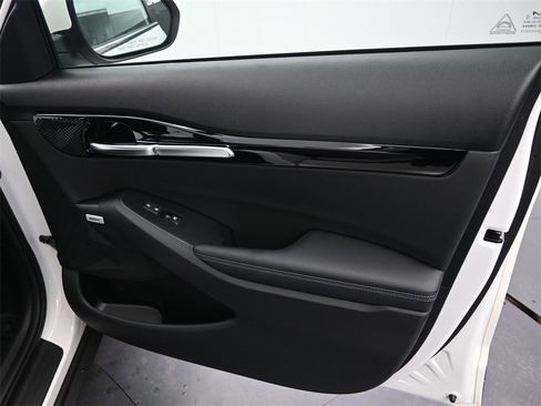 New 2026 Kia Seltos SX image 22