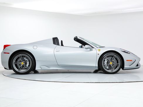Certified 2015 Ferrari 458 Speciale A image 19