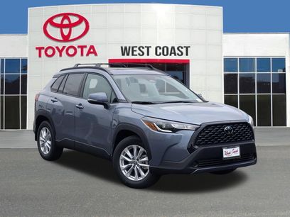 Used 2023 Toyota Corolla Cross LE w/ Moonroof Package