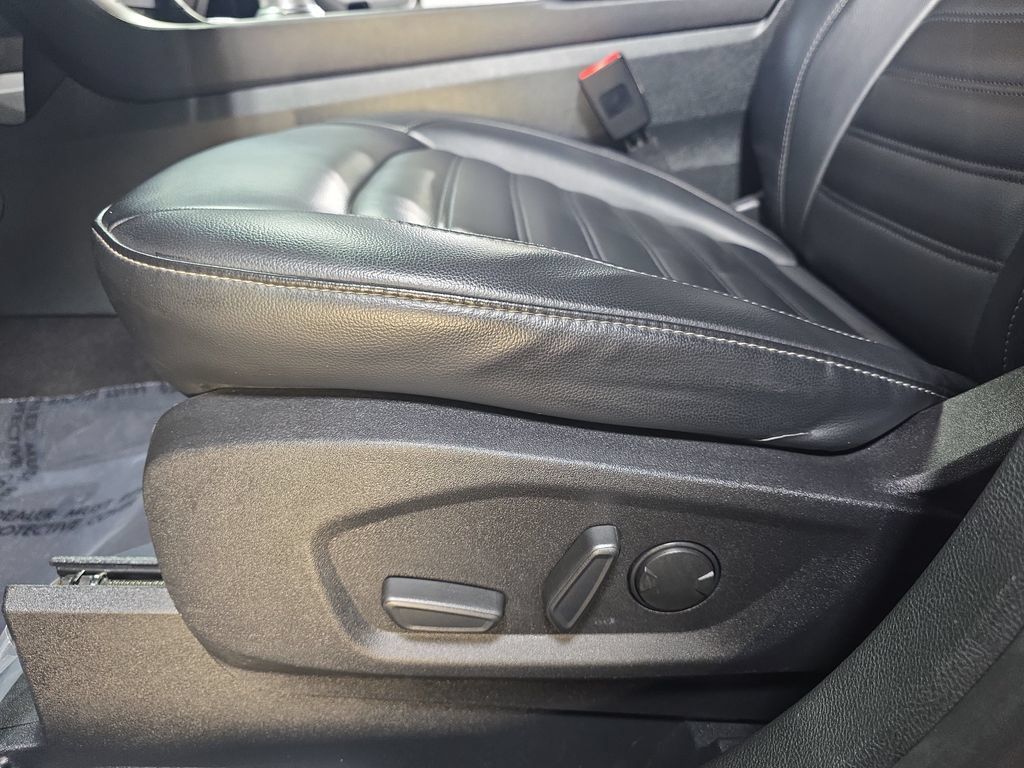 Used 2024 Ford Edge SEL AWD/4WD image 27