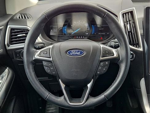 Used 2023 Ford Edge SEL w/ Convenience Package AWD/4WD image 12