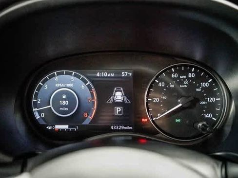 Used 2021 Nissan Kicks SR w/ SR Premium Package image 23