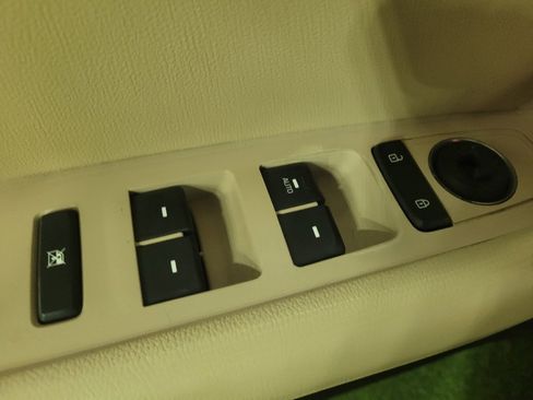 Used 2015 Hyundai Sonata SE w/ Option Group 09 FWD image 27