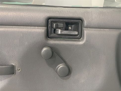 Used 2004 Jeep Wrangler X w/ Wheel Plus Group image 13