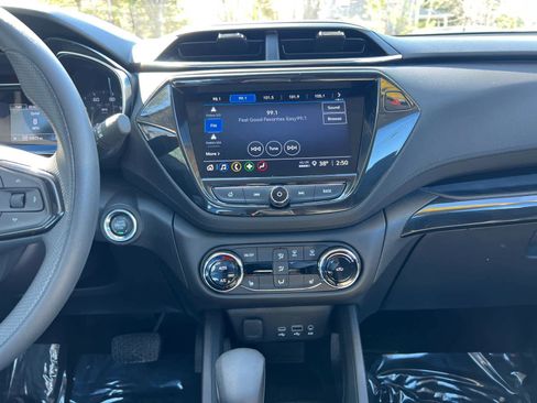Certified 2023 Chevrolet TrailBlazer LT w/ Convenience Package AWD/4WD image 25