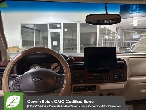 Used 2005 Ford F350 4x4 SuperCab Super Duty image 16