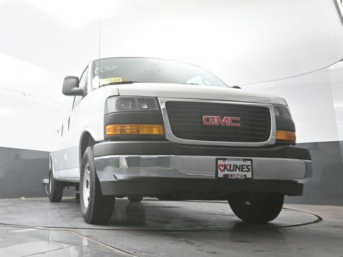 New 2026 GMC Savana 2500 Extended w/ Enhanced Convenience Package image 47