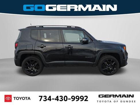 Used 2016 Jeep Renegade Latitude image 7