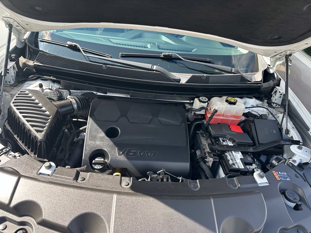 Used 2020 Chevrolet Traverse LT w/ LPO, Floor Liner Package AWD/4WD image 33
