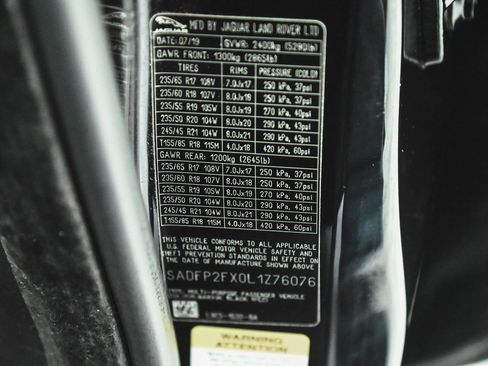 Used 2020 Jaguar E-PACE SE image 14