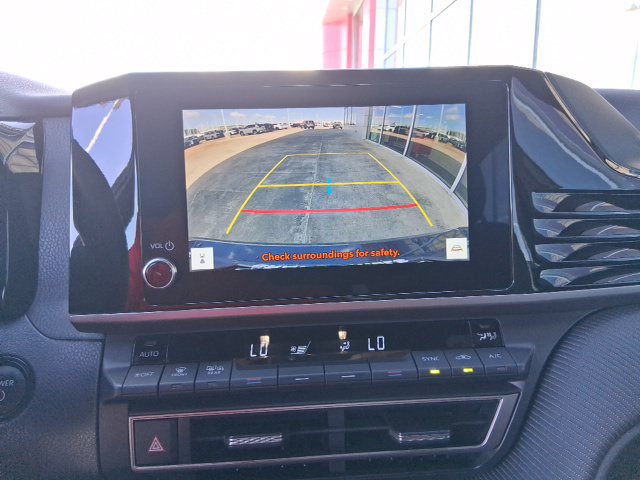 Used 2026 Toyota Camry SE FWD image 12