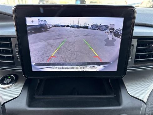 Used 2020 Ford Explorer XLT w/ Class III Trailer Tow Package image 20