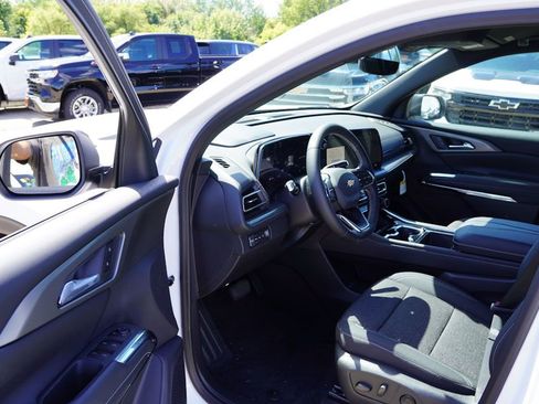 New 2026 Chevrolet Traverse LT w/ Driver Confidence Package image 10