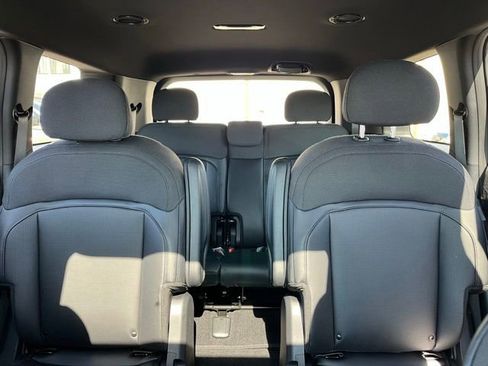 New 2027 Kia Telluride S image 23