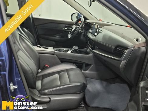 Used 2021 Nissan Rogue SV AWD/4WD image 11
