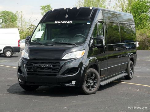 Used 2023 RAM ProMaster 2500 w/ Driver Convenience Group image 23