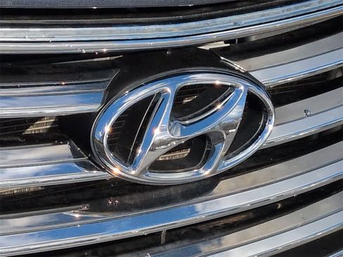 Used 2015 Hyundai Santa Fe GLS w/ Option Group 02 image 12