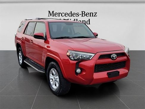 Used 2019 Toyota 4Runner SR5 image 2