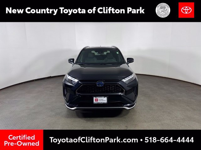 Used 2024 Toyota RAV4 SE AWD/4WD image 2