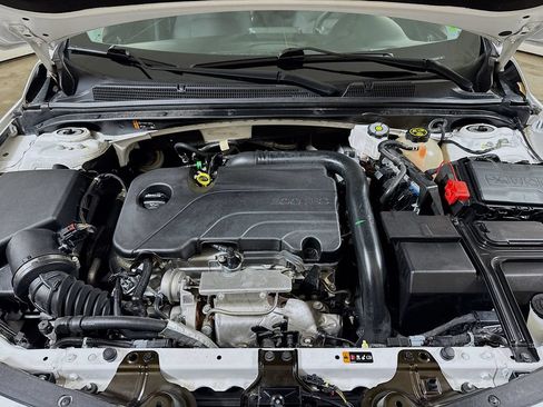 Used 2024 Chevrolet Malibu LT FWD image 27