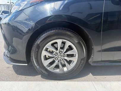 Used 2025 Toyota Sienna XLE