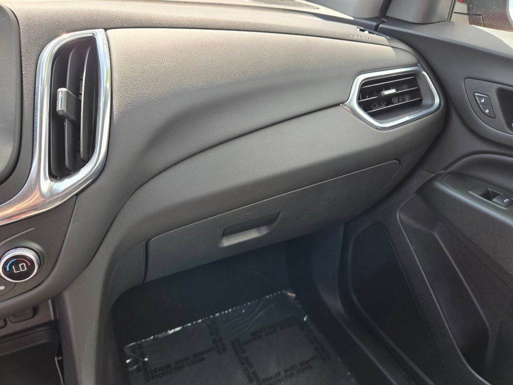 Used 2024 Chevrolet Equinox LT w/ LPO, Cargo Package FWD image 27