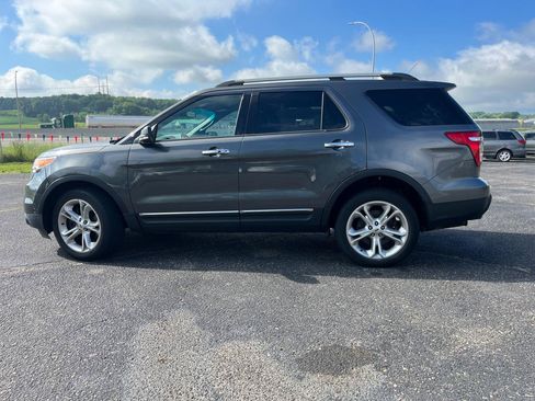 Used 2015 Ford Explorer Limited w/ Equipment Group 302A AWD/4WD image 6